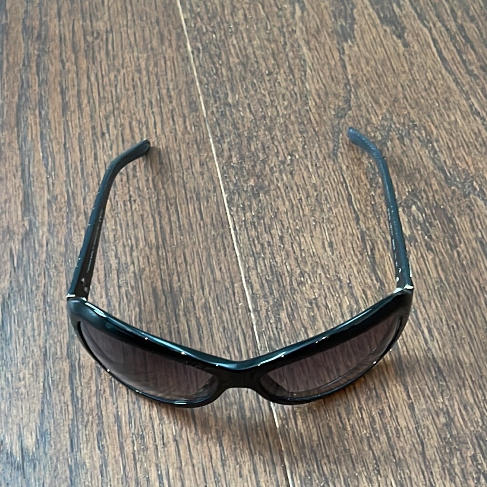 Chanel Women’s Black Sunglasses - Picture 3 of 8